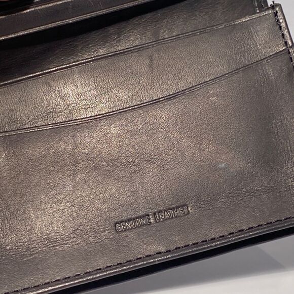 Jones New York Black Small Leather Wallet New - Picture 4 of 5